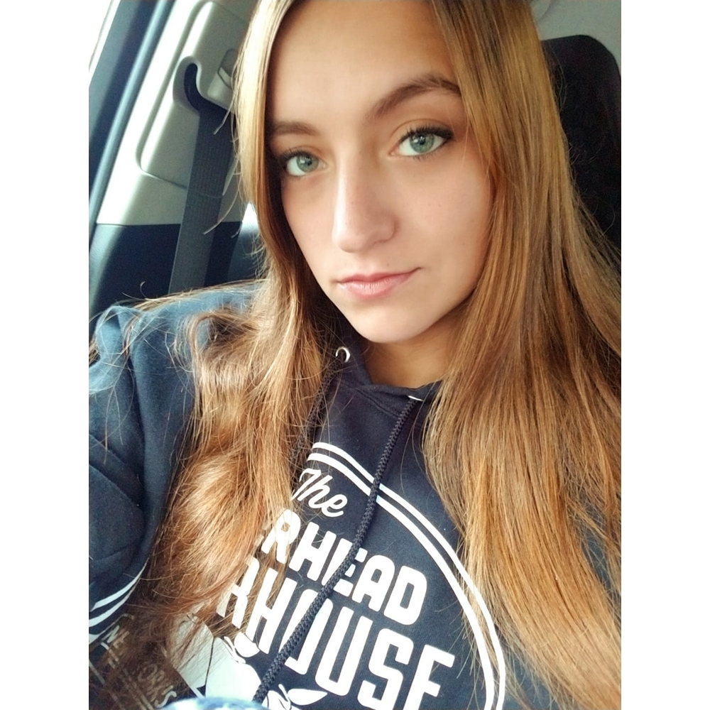 Meet your Posher, Nikole